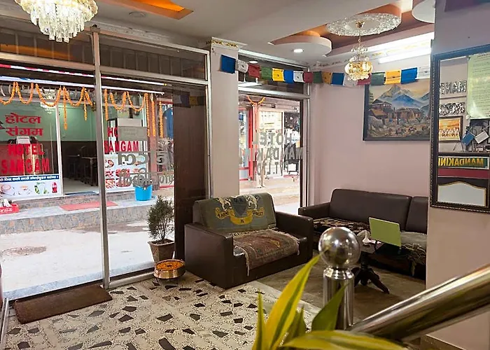 Hotel Mandakini 3*