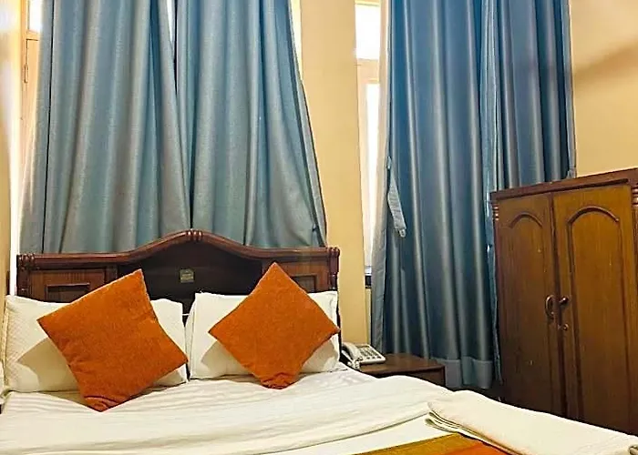 Hotel Mandakini 3*