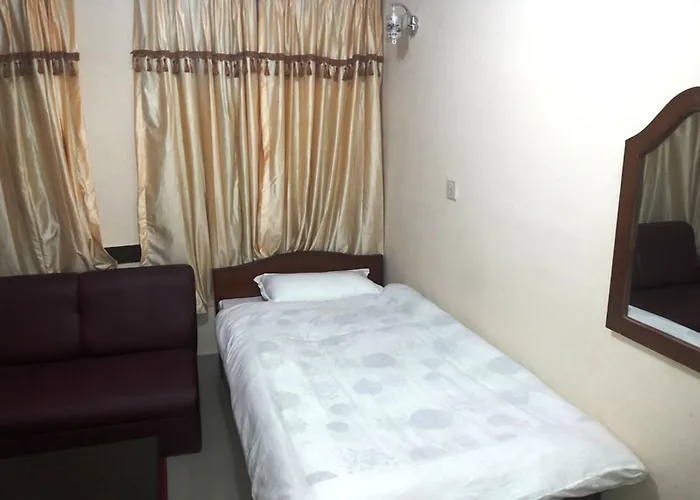 Hotel Mandakini